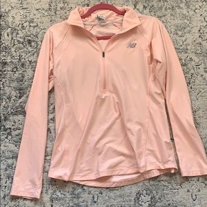 New balance women’s  running pullover size M